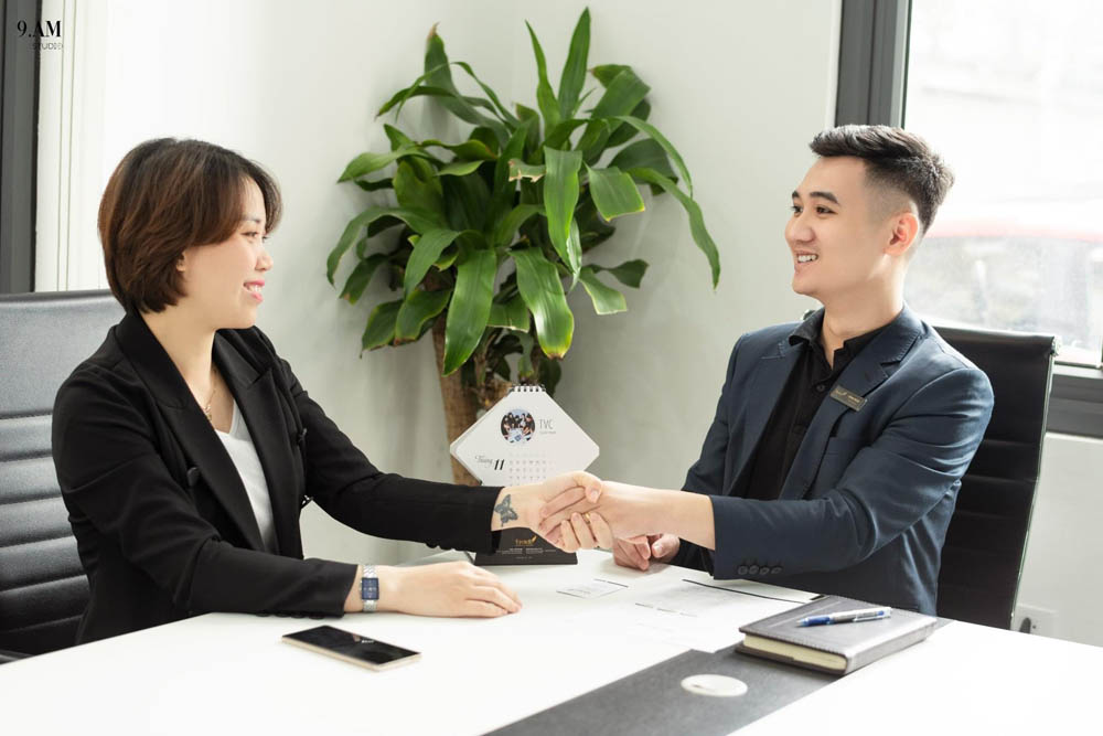 Chụp hình profile cho doanh nghiệp
