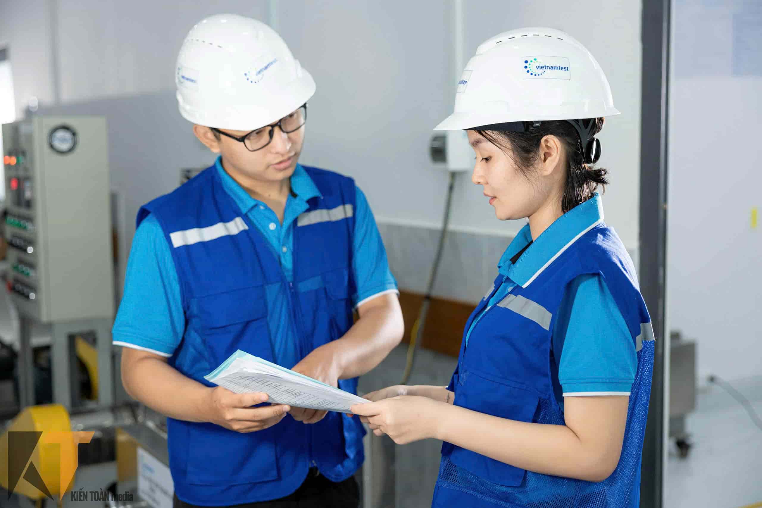 Chụp ảnh doanh nghiệp 2026 - Chụp ảnh profile doanh nghiệp | Kiến Toàn Media