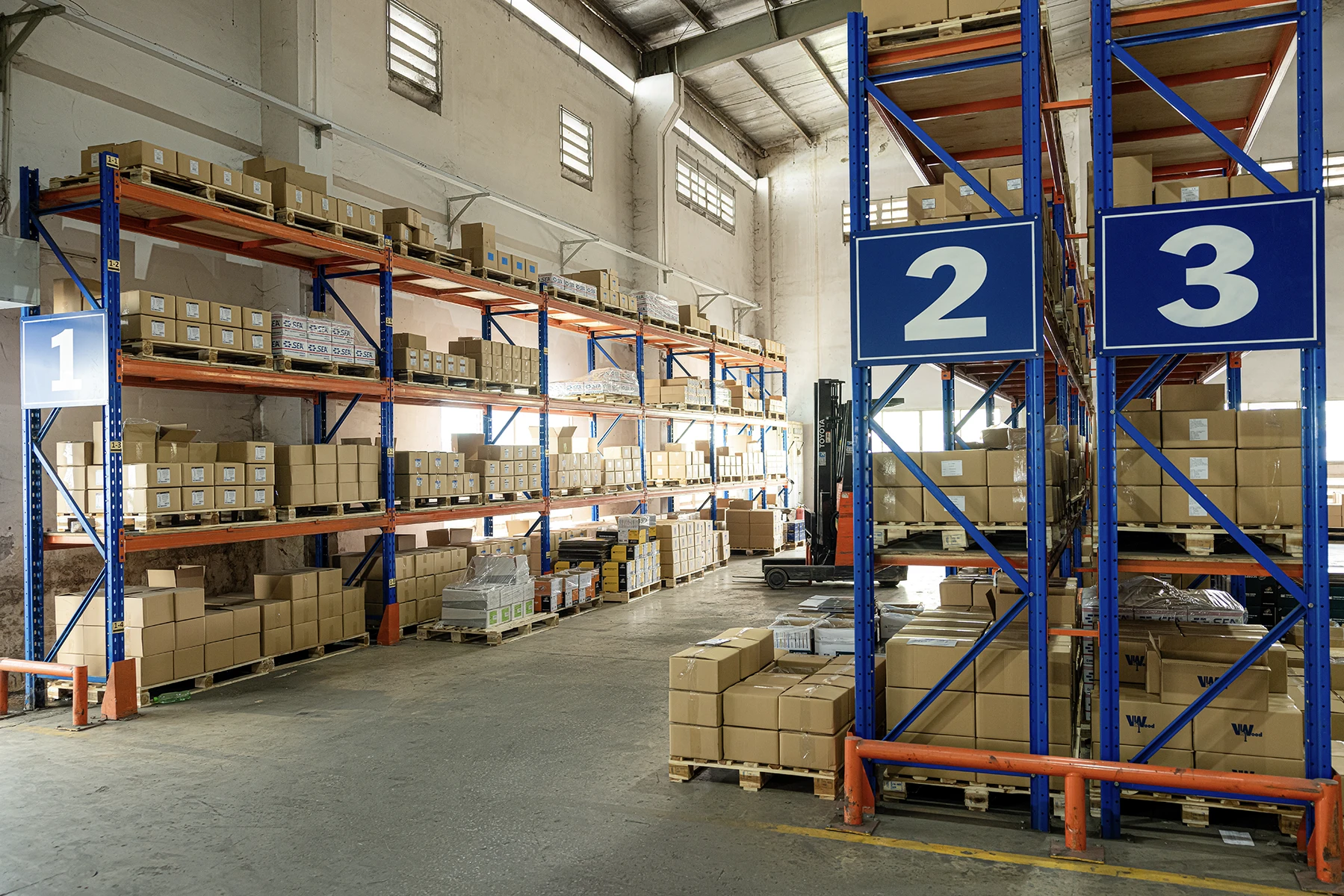 Chụp Ảnh & Quay Phim Doanh Nghiệp Chuyên Nghiệp Tại Miền Nam | Kiến Toàn Media