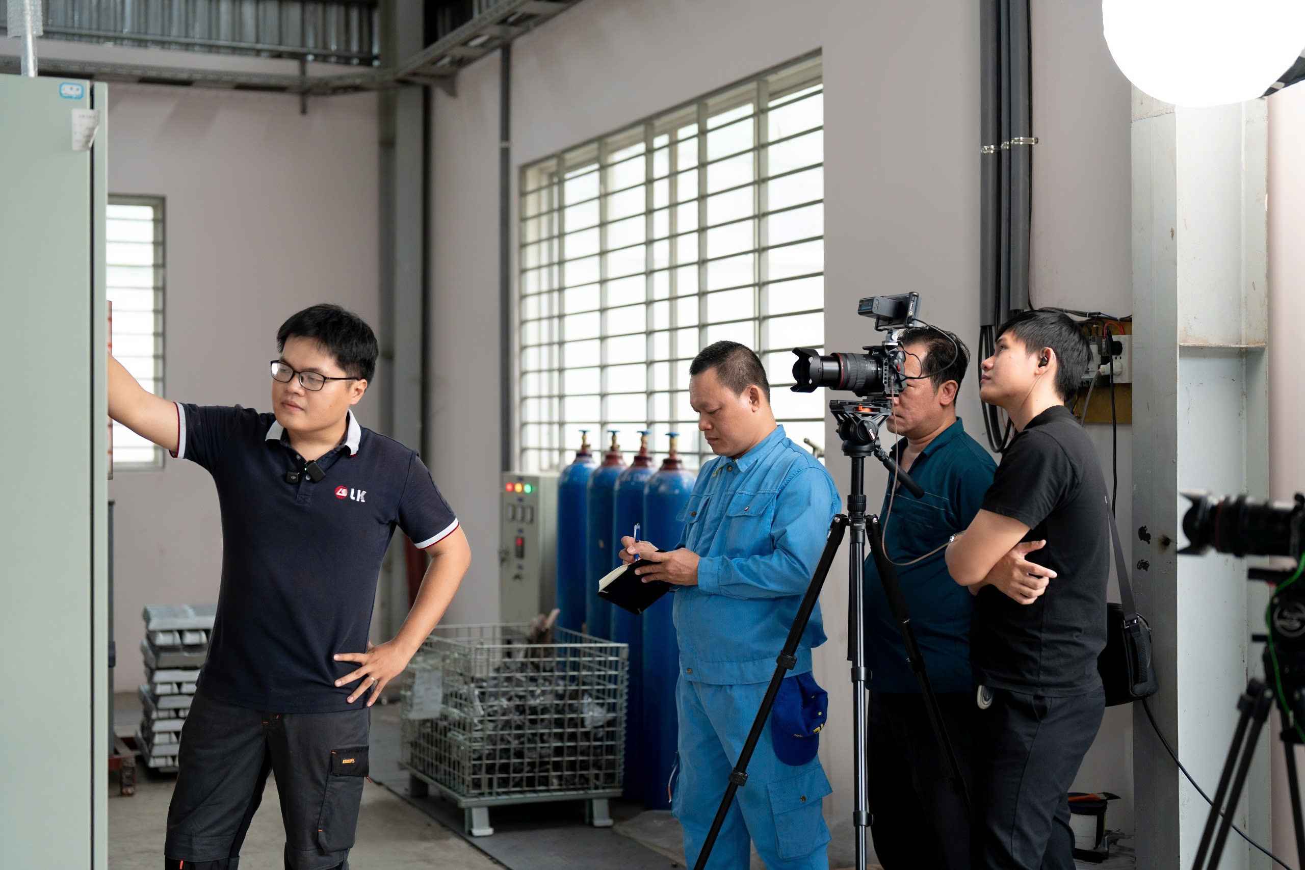 Quay Phim Giới Thiệu Doanh Nghiệp Chuyên Nghiệp