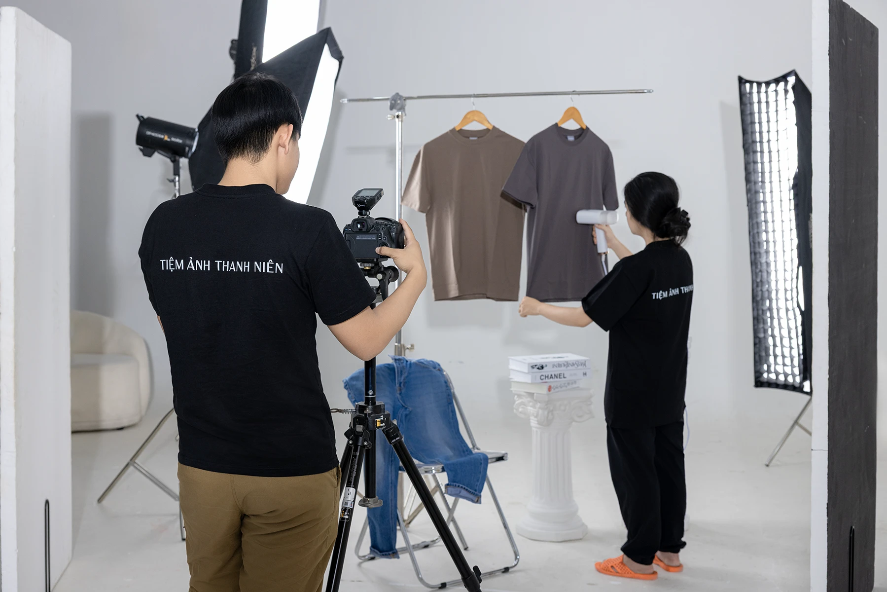 Studio Chụp Ảnh Thương Hiệu Việt Nam – Chất Lượng Cao, Chuẩn Thương Mại